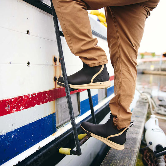 Xtratuf Ankle Deck Sport Bota de Cubierta para Hombre, 6 Pulgadas, Impermeable, Antideslizante - Café - XADSM901 - Imagen 6